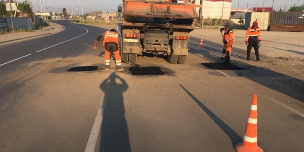 Ямочный ремонт дорог будет проведен еще на 20-ти улицах Якутска