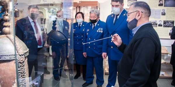 Экспозиция, посвященная истории создания и развития прокуратуры России и Якутии, открылась в Якутске