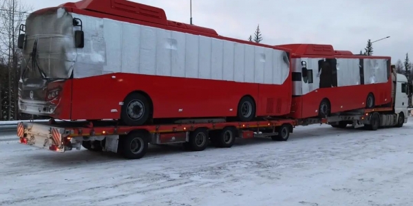 Первая партия новых автобусов прибывает в Якутск