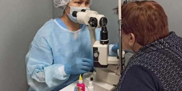 Хирурги-офтальмологи из Якутска проведут выездные операции в улусах Якутии