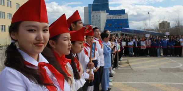 Торжественная линейка в честь 100-летия пионерии состоялась в Якутске