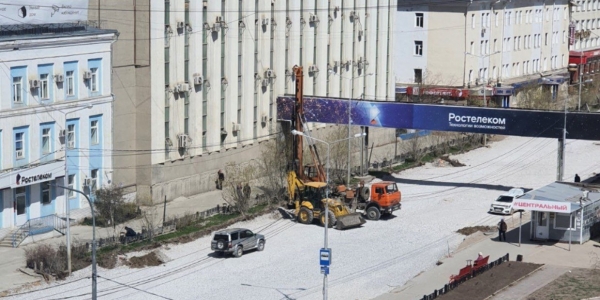 Продолжается капитальный ремонт проспекта Ленина в Якутске