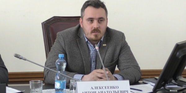 Антон Алексеенко: «Первейшая задача – восстановление проезда автотранспорта, движения общественного транспорта, выполнена»
