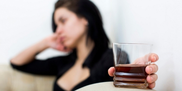Письмо в редакцию: «Образованные женщины пьют больше?»