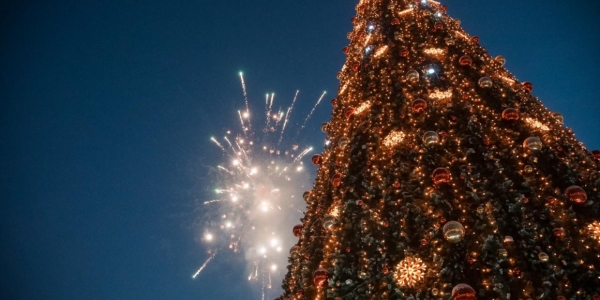 Огни первой новогодней елки страны зажгут 1 декабря в Якутске