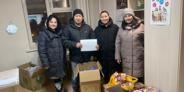 В Якутске дети из многодетных семей получили новогодние подарки
