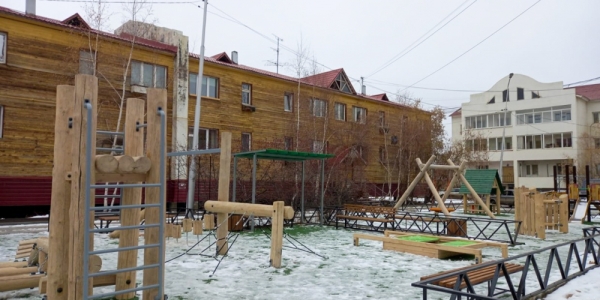 В Якутске завершено благоустройство 75 дворовых территорий