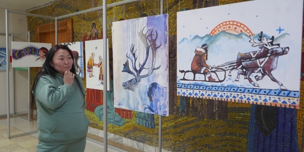 В Якутске открылась выставка картин, очищающих воздух