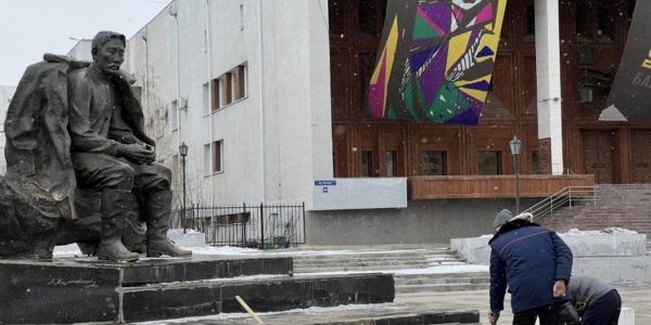 Бесхозные памятники Якутска примут на городской баланс