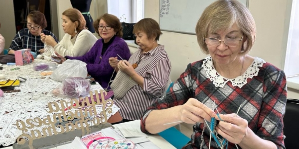 Старшее поколение Якутска подготовило подарки для участников СВО к 23 февраля
