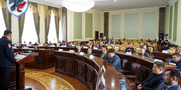 В Якутске состоялось заседание очередной 46-й сессии Якутской городской Думы