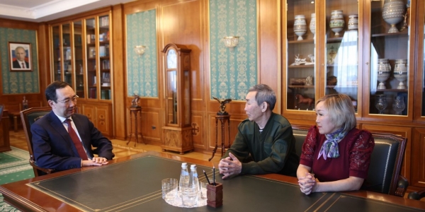 Айсен Николаев встретился с семьёй погибшего в ходе СВО