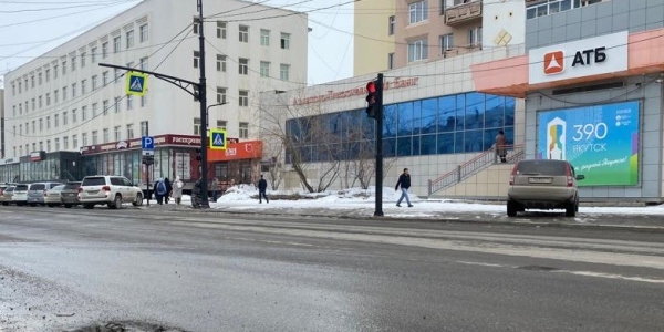 Движение большегрузов по городу Якутску ограничат в период оттайки снега