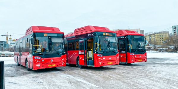 К школам №1 и №3 организован подвоз младших школьников на автобусах
