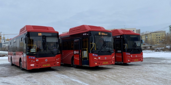 Автобусы МУП ЯПАК будут перевозить горожан в Родительский день
