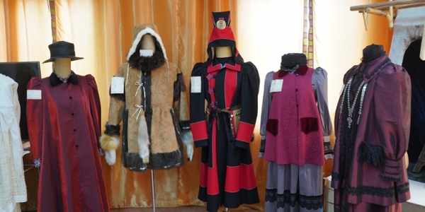 Выставка «Традиции национальной одежды якутского купечества» открылась в Якутске