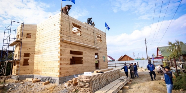 В Якутске завершается строительство дома для семьи участника СВО Павла Моякунова