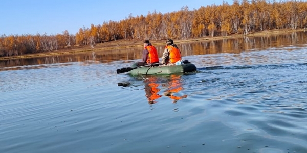 В Якутии на реке опрокинулась лодка, погиб человек