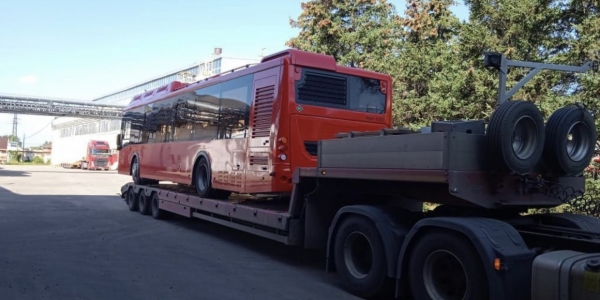 15 новых автобусов прибыли в Якутск