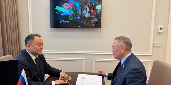 Председатель  Якутской городской Думы встретился с Сенатором Совета Федерации