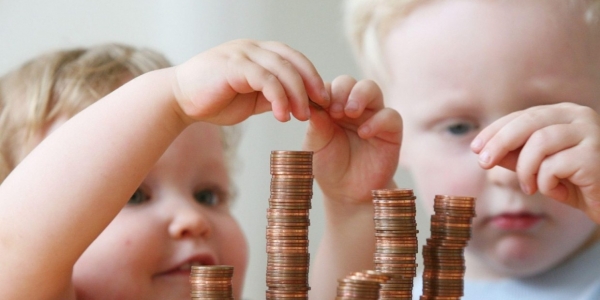 Увеличение детских выплат и капиталов, размеры МРОТ: что изменилось в 2024 году