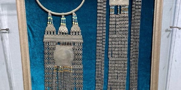 В Якутии проходит выставка уникальных якутских украшений