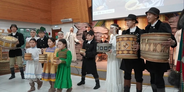 В Якутии лучшие династии мастеров представили семейные традиции