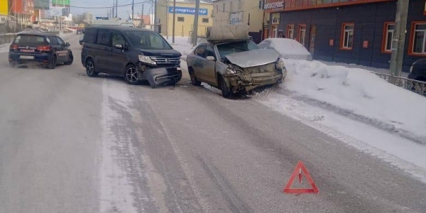 Двое водителей, совершив наезд на детей, скрылись с места ДТП в Якутске