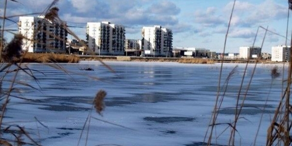 Молодой парень спрыгнул с моста в Якутске