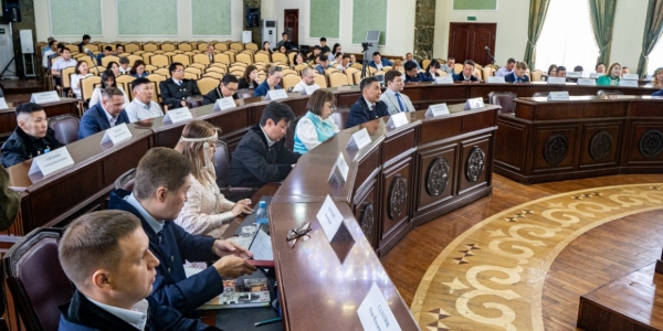 Депутаты Гордумы утвердили корректировку бюджета города Якутска