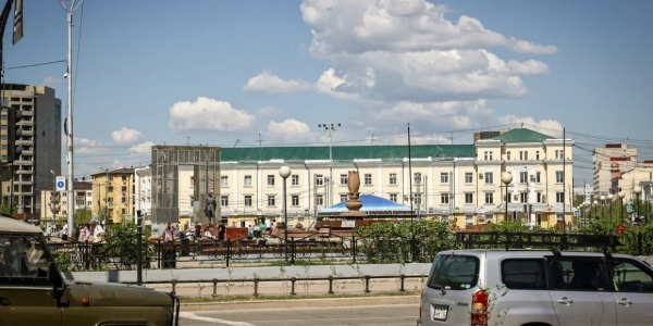 Фонтан на площади Орджоникидзе города Якутска капитально отремонтируют