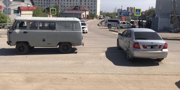 Водитель пострадал в ДТП в Якутске