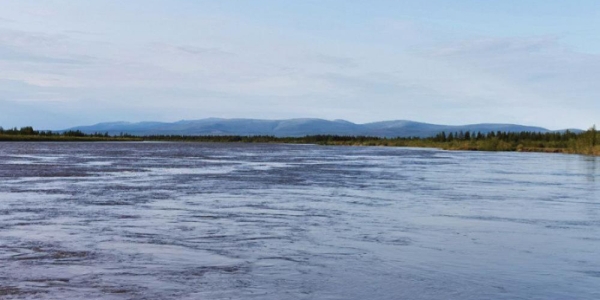На реке Лена растет уровень воды