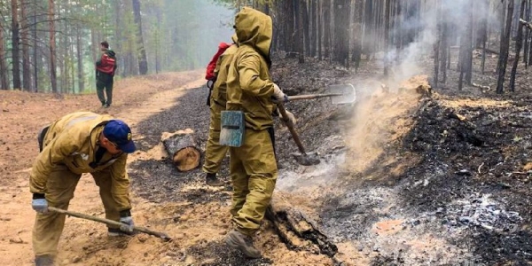 Около 2 тысяч человек задействовано на тушении природных пожаров