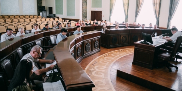 Подготовка к отопительному сезону идет в Якутске