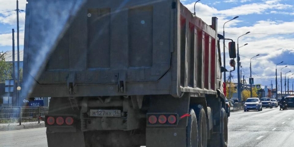 Продолжается сбор доказательств нарушений большегрузами ПДД в Якутске