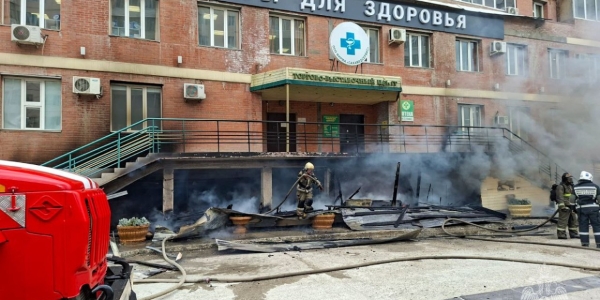 Короткое замыкание называют причиной пожара по улице Курашова в Якутске