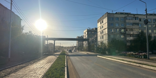 В Якутске завершается асфальтирование улицы Севастопольская