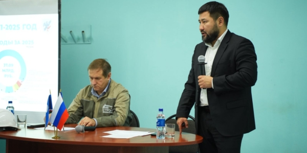 Евгений Григорьев встретился с коллективом завода ДСК