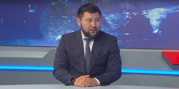 Евгений Григорьев ответил на вопросы горожан в прямом эфире