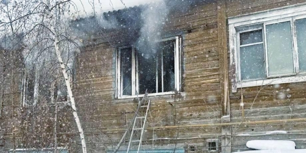 В пожаре на улице Жорницкого пострадала женщина