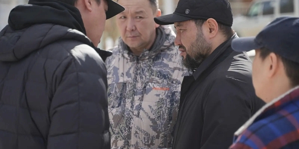 «Так не пойдёт»: мэр Якутска жёстко раскритиковал «Жилкомсервис» за пассивную откачку талой воды