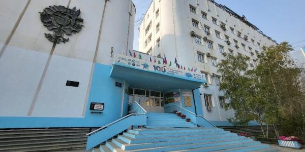 Прокуратура добивается увольнения работника Государственной инспекции труда Якутии