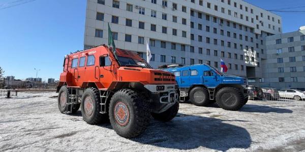Инновационные вездеходы «Звезда» передвижного лектория — в Якутске!