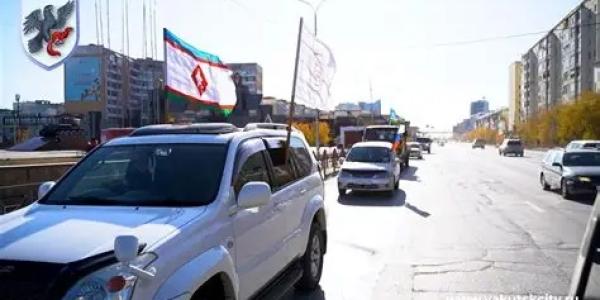 Водителей Якутска приглашают на ночной автопробег в честь Дня республики
