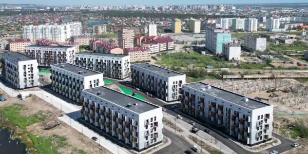 Почти 2 тысячи жителей Якутии переселят из аварийного жилья в 2026 году