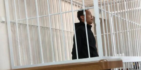 Таксист, утопивший машину с пассажирами, приговорен к пяти годам колонии-поселения