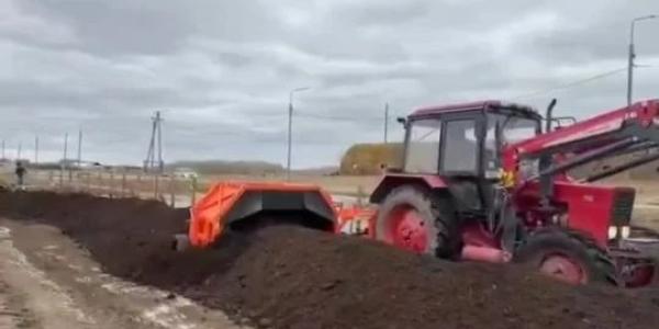 В селе Хатассы идет апробация техники на новом компостном полигоне