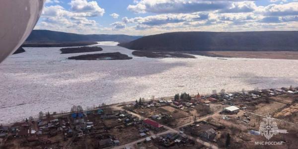 В Ленском районе уровень воды превысил критическую отметку