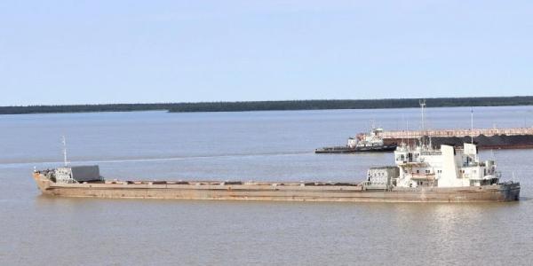 Пробные рейсы паромов Якутск — Нижний Бестях перенесли на 26 мая